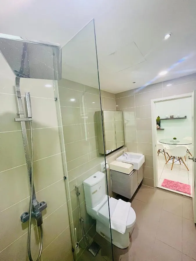 Owl Nest Suite' At Sutera Avenue Kota Kinabalu Maleisië